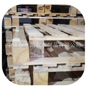 พาเลทไม้สนเนินโบขนาด 1200*1000 มม. แบบเข้าได้สี่ทาง สำหรับการขนส่งสินค้าเพื่อการส่งออก - Product Image 1