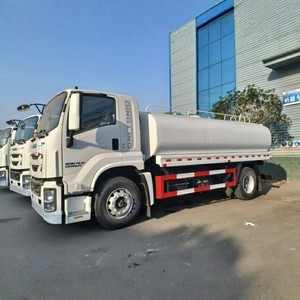Camión Cisterna de Agua ISUZU GIGA 4x2 12000L (12CBM) Nuevo, Diésel, Manual, con Aspersor, Precio Directo de Fábrica - Product Image 5