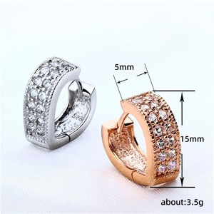 Orecchini a Cerchio con Cuore Cavo e Motivi Floreali per Donne e Uomini, Unisex, Gioielli di Moda per Uso Quotidiano e Feste - Product Image 5