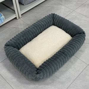 เตียงสัตว์เลี้ยงสุดหรูสั่งทำได้ทุกฤดู ลายทาง ผ้าพลัฌนุ่มพิเศษ สำหรับแมวและสุนัข ขายส่ง - Product Image 4