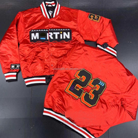Chaqueta Varsity Personalizada de Satén, Estilo Letterman, Streetwear, Hip Hop, Bordada, con Botones a Presión, Rayas y Ribetes, Fabricante Mayorista