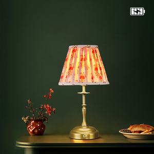 Lámpara de mesa moderna de 2700K, <span class=keywords><strong>LED</strong></span> recargable, Interruptor táctil <span class=keywords><strong>USB</strong></span> portátil, luz nocturna, lámparas de mesa de escritorio de Hotel para sala de estar, restaurante - Product Image 1