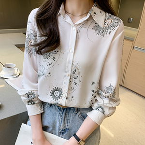 Blus Motif Bunga Matahari dan Bintang 2023 Baru Longgar Draping Kemeja Wanita Lengan Panjang Kemeja Sifon Putih - Product Image 2