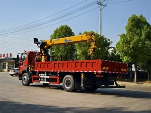 Grúa telescópica hidráulica Foton 4x2 de 8, 10 y 12 toneladas montada en camión con caja de carga para construcción, la más vendida - Product Image 6