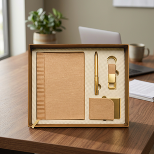 Coffret Cadeau Luxe en Cuir 4 Pièces – Boîte Promotionnelle d'Affaires avec Agenda, Porte-Cartes, Stylo et Porte-clés – Logo Personnalisé - Product Image 2