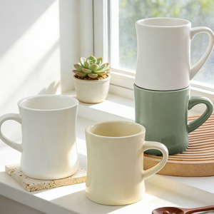 Juego de Tazas de Café de Cerámica Gruesa Estampada, Estilo Retro Clásico Vintage, con Logotipo Personalizado OEM, para Cafetería - Product Image 5