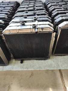 Radiador de camión de sistema de refrigeración de automóvil de Venta caliente de fábrica para radiador de núcleo de cobre 1301010 de 3 filas OEM-53 - Product Image 6