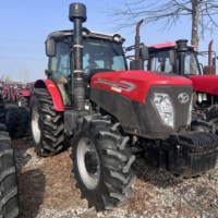 Tracteur agricole d'occasion Shuangjia SF1804-F 180 CV, mini-tracteur rouge et noir avec boîte de vitesses et moteur 540/1000 tr/min PTO à vendre