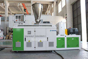 200 <span class=keywords><strong>mm</strong></span> 169mm 154mm WPC PVC <span class=keywords><strong>panneau</strong></span> mural cannelé faisant la machine d'extrusion - Product Image 3