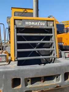 Chargeuse sur pneus Komatsu WA320-1 YAGUAN KATE YANG Chargeuse sur pneus Komatsu d'occasion WA320-3/Vieille WA200 WA470 WA500 Marque Komatsu WA320-1 - Product Image 3