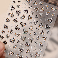 Autocollants pour ongles en forme de cœur léopard, bord doré et argenté, autocollants pour ongles adhésifs, décoration de manucure élégante et cool