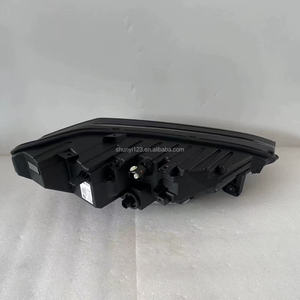 Pour Tesla Model X 2016-2023 Ensemble de phares 1034318 00 <span class=keywords><strong>B</strong></span>/1034319 00 <span class=keywords><strong>B</strong></span> 12V 60W 6000 lm 6000K Ampoule LED - Product Image 4