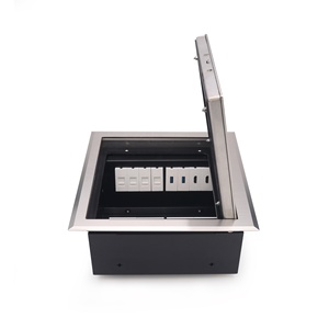 Boîtier de sortie au sol en acier inoxydable IP66 avec couvercle encastré pour installation de luxe dans les bureaux et les hôtels - Product Image 4