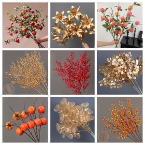 Collection de <span class=keywords><strong>fleurs</strong></span> artificielles en mousse pour le Nouvel An 2026, fruits rouges, <span class=keywords><strong>arbre</strong></span> à argent doré, ornements de fruits, seau à câlins - Product Image 3