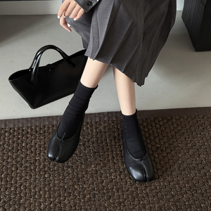 Zapatos Casuales de Mujer Estilo Coreano, Nueva Llegada 2026, Minimalistas, Textura Premium, Versátiles, Planos para Uso Diario - Product Image 1