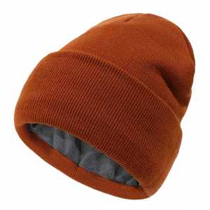 Gorros de punto unisex al por mayor en stock, gorros sólidos con logotipo personalizado, gorros de invierno cálidos con forro polar y puño de acrílico - Product Image 2