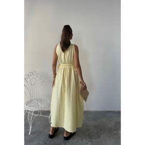 Elegante Vestido Maxi Amarillo sin Mangas para Mujer con Muselina Translúcida, Logotipo Personalizado, Cintura Imperio, Talla XS, para el Trabajo o Fiestas - Product Image 1