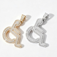 Collier Pendentif Symbole Fauteuil Roulant Iced Out en Laiton CZ Doré Argenté avec Chaîne Corde, Bijoux Hip Hop pour Hommes Femmes, Cadeau