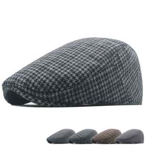 Bérets en laine tweed à carreaux chevrons pour hommes, chapeaux plats Gatsby à carreaux pour l'automne et l'hiver, casquettes plates chaudes d'extérieur style Ivy - Product Image 1