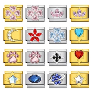 Abalorios Italianos Personalizados de Acero Inoxidable de 9mm con Diseño de Trébol de la Suerte de Tres Pétalos y Corona de Flores, para Pulseras DIY - Product Image 2