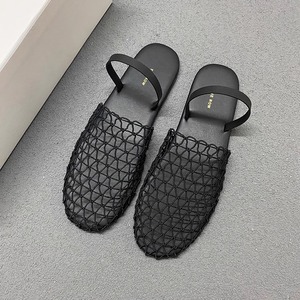 Red de pesca tejida de estilo europeo y americano para mujer nueva de 25 años con zapatilla Mueller de fondo plano transpirable calada Romana - Product Image 4