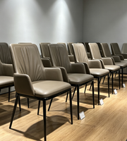 Chaise de salle à manger moderne de luxe léger, haut de gamme, en similicuir rembourré, pour la maison, l'hôtel, le café, le restaurant, vente en gros et projets d'ingénierie
