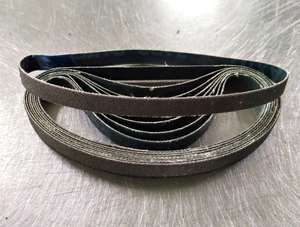 Bandes de ponçage 10x330 Vietnam Oxyde d'aluminium Type Rouleau/Bande Forme Grain 40 à 320 Conçues pour les ponceuses à bande Emballage de 10 pièces - Product Image 2