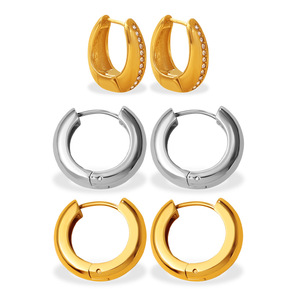 Pendientes Huggie Geométricos en Forma de C, Oro, Plata, Acero Inoxidable, para Uso Diario - Product Image 5