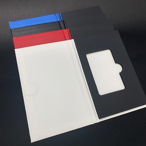 Set di Carte di Lusso a Forma di Libro, Scatole in Cartoncino per Tessere Associative e <span class=keywords><strong>VIP</strong></span>, Logo Personalizzato Stampato a Colori con Finitura in Lamina d'Oro - Product Image 5