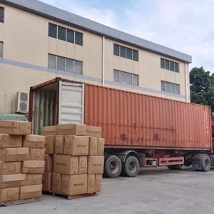 Detersivo Liquido per Bucato alla Lavanda ad Alta Densità 3L Personalizzabile Gratuito, Candeggina Ecologica per Abbigliamento, Uso Domestico all'Ingrosso per Lavare i Vestiti - Product Image 5