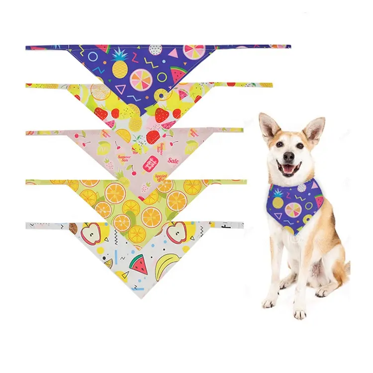 Oem Odmカスタム調整可能な三角形のスカーフバンダナファッションチャームリード安全高級ネッカチーフ犬子犬猫ペット首輪