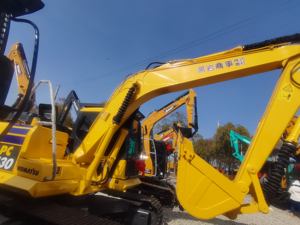 Pelle sur chenilles d'origine japonaise Komatsu de haute qualité Pelle de petite et moyenne taille - Product Image 6