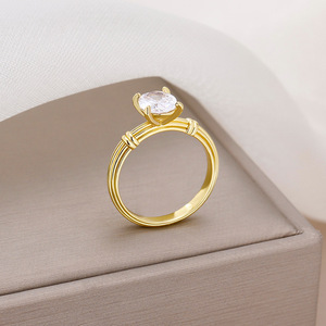 J&C in Stock 925 <b>Sterling</b> <b>Silver</b> Rhodium Plated Classic Prong <b>Set</b> VVS Oval Cut D Color Moissanite Wedding Engagement <b>Ring</b> - Product Image 3