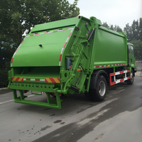 Camion benne à ordures compact SINOTRUK HOWO 4x2 avec moteur diesel manuel et boîte de vitesses, pour le recyclage, fabriqué au Shandong, Chine