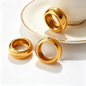 Anillo de Cóctel de Acero Inoxidable Chapado en Oro, Talla US 6, No Ajustable, Joyería Moderna Unisex para Uso Diario - Product Image 2