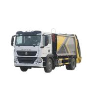 Camion benne à compression hydraulique HOWO 4X2 à châssis léger de 15 m³ à bas prix pour la collecte des déchets urbains et domestiques