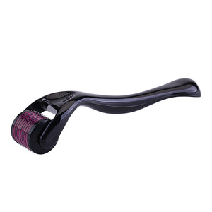 <span class=keywords><strong>Dermaroller</strong></span> noir 540 aiguilles 0,5 mm pour la croissance de la barbe, <span class=keywords><strong>Dermaroller</strong></span> pour hommes OEM/ODM, <span class=keywords><strong>Dermaroller</strong></span> 540 pour <span class=keywords><strong>cheveux</strong></span> - Product Image 3