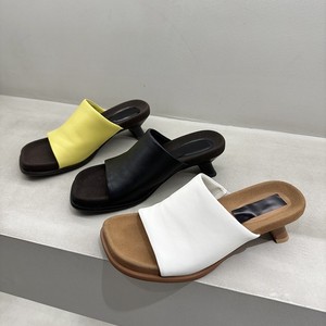Mules de PU con punta abierta y tacón bajo, sandalias de verano para mujer, transpirables, fáciles de poner, tipo zuecos y mules - Product Image 1
