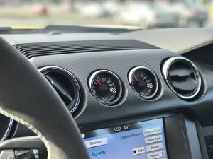 Direttamente dalla Fabbrica: Set di <span class=keywords><strong>4</strong></span> Pezzi di Finiture Interne in Fibra di Carbonio per Ford Mustang 2015-2023 - Product Image 5