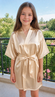 Peignoir court d'été en satin uni respirant pour enfants, idéal pour les fêtes, les séances photo ou comme pyjama – Cadeau parfait
