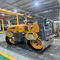 Compacteur vibrant à double tambour de 5 tonnes, autoporté, pour asphalte, moteur diesel, puissance de fouloir élevée, marque UCM, 36 kW, pour routes
