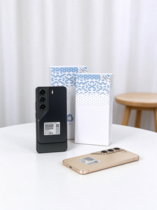 Teléfono Camon 40 Pro Desbloqueado 5G, Cámara HD de 108MP, Pantalla y Batería Grandes, Varios Colores para Venta al Por Mayor - Product Image 3