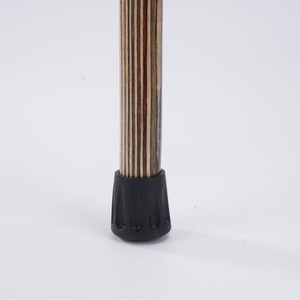 Canne de marche triangulaire en bois massif, légère, antidérapante, robuste pour les personnes âgées - Product Image 2
