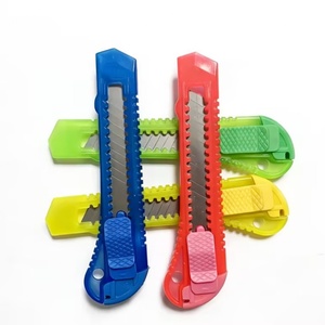Wholesale Multifunction 18mm Colored Plastic Stationery Paper Cutter Utility <b>Knife</b> with Custom OPP Bag - Product Image 3