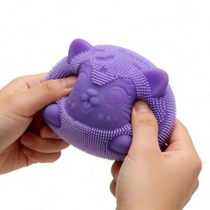 Nuevo Diseño Needoh Fuzz Ball Wild Cats, Juguete Antiestrés de Maltitol Suave y Blandito para la Punta de los Dedos - Product Image 4