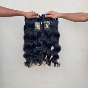 Paquets de cheveux Remy indiens bruts non transformés, cuticules alignées avec des styles de vague naturelle et de vague profonde lâche pour la vente en gros - Product Image 1