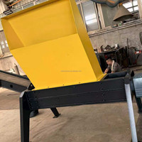 Broyeur de palettes en bois à moteur diesel, capacité 60 palettes/heure, avec système d'alimentation hydraulique, machine de recyclage de palettes en bois fabriquée en Chine