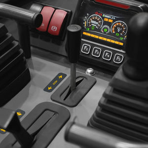 لودر صغير بمحرك ديزل معتمد من CE وEPA مع ملحقات ومسار - Product Image 6