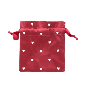 Bolsa de Regalo Navideña de Satén Rojo Suave con Logotipo Personalizado, Bolsa con Cordón para Pelucas, Paquetes de Cabello, Bolsos, Bufandas, Almohadas - Product Image 4