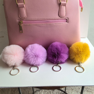 8cmポンポンふわふわキーリングソフトぬいぐるみチャームキーリングカラフルなフェイクファーふわふわキーホルダーボール女性と女の子のための - Product Image 4